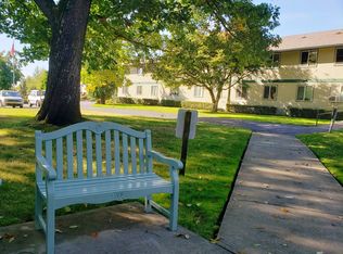 Pinewood Manor, Bremerton, WA 98310