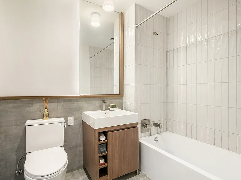 19 Rockwell Pl #24E — Photo 11