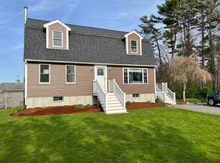 15 Franklin St, Halifax, MA 02338