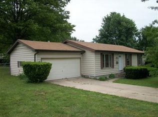 3128 S Pinehurst Ave, Springfield, MO 65807