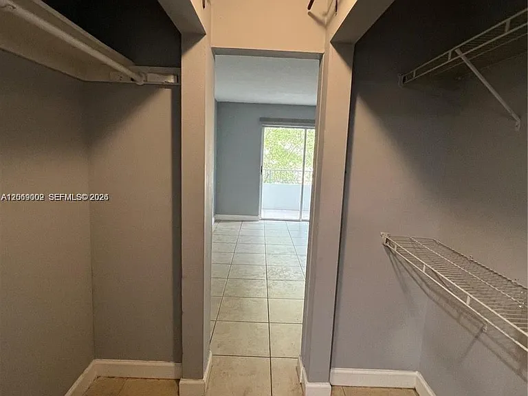 1610 Lenox Ave #409 — Photo 6