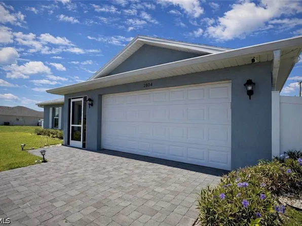 2804 NE 2nd Pl, Cape Coral, FL 33909