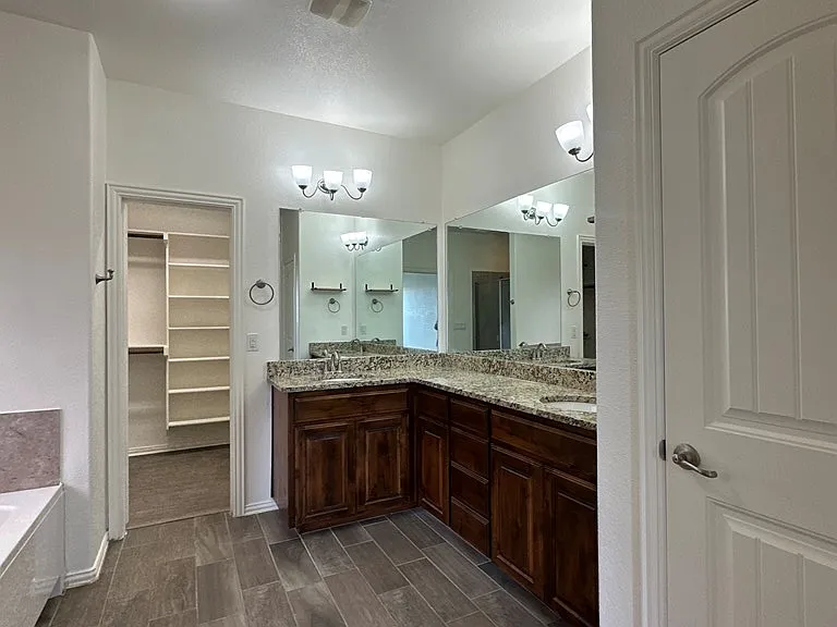 6944 King Ranch Rd — Photo 18