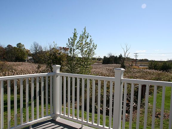 Deck meadow/water view
