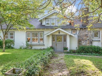 117 S Bragg Ave, Lookout Mountain, TN, 37350