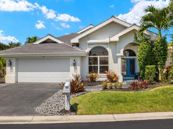 9701 Keel Ct, Fort Myers, FL 33919