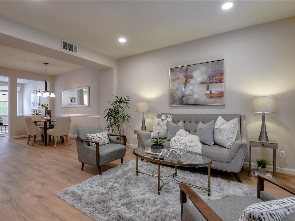 1st image of 422 Camille Cir Unit 15