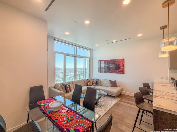 123 LEXINGTON AVE #1402, San Antonio, TX 78205
