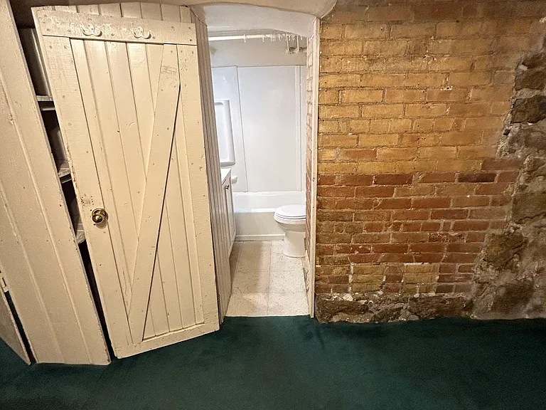 415 S University Ave #8 — Photo 18