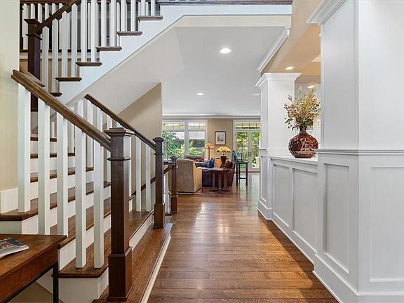 4th image of 5812 Reinhardt Dr