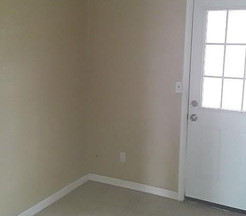 3rd image of 3638 E Monte Vista Dr