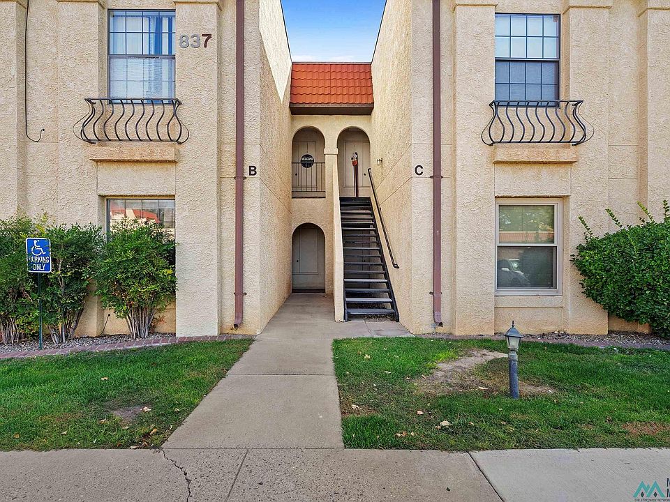 1st image of 837 Country Club Dr SE APT 1B