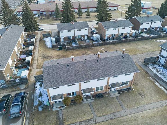 2nd image of 3907 NW 39th St #1003