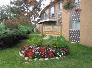 9484 Olive Blvd APT B, Saint Louis, MO