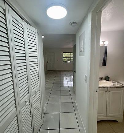 5th image of 2500 NW 9th Ave #11349325
