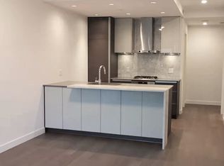 6098 Station St #9XX, Burnaby, BC V5H 0H4