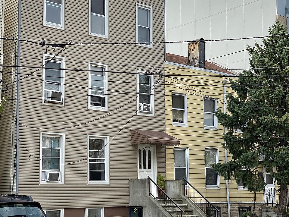 2nd image of 319 4th St #321