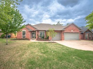 14113 Smithurst Rd, Edmond, OK 73013