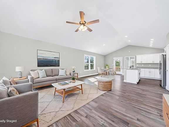 3rd image of 1151 Cook Rd