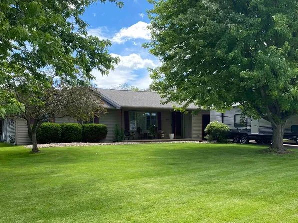 3801 E River Dr, Green Bay, WI 54301