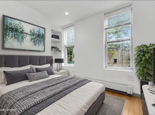 332 E 6th St #2, New York, NY 10003