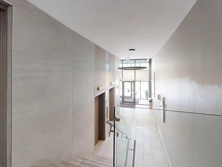 2220 Weston Rd — Photo 12