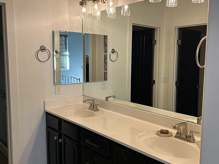 830 N 36th Dr #830 — Photo 17