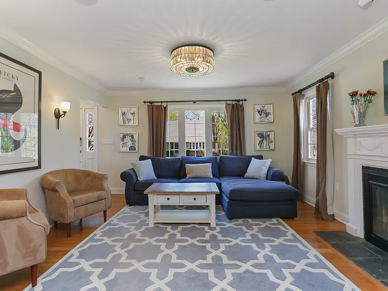 1 Ernel Dr — Photo 3