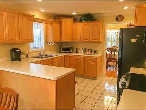 4th image of 4912 Ledges Dr