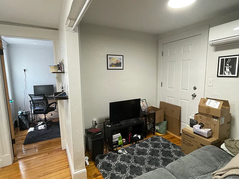 7 Main St #12 — Photo 3