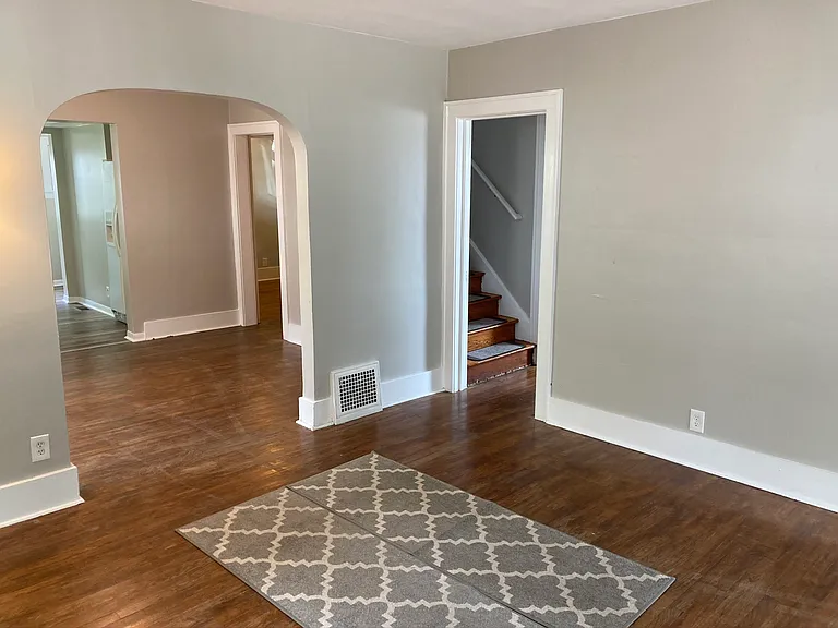 11711 Davis St — Photo 8