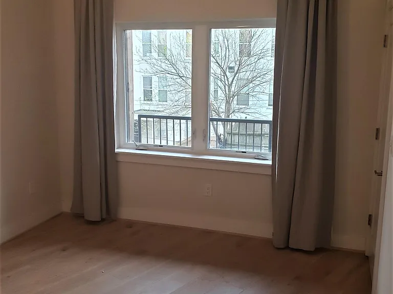 3035 15th St NW #203 — Photo 16