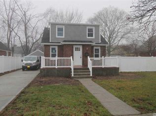 125 E Greenwich Ave, Roosevelt, NY 11575