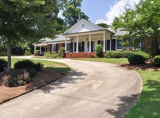 500 Ramblewood Dr, Raleigh, NC 27609