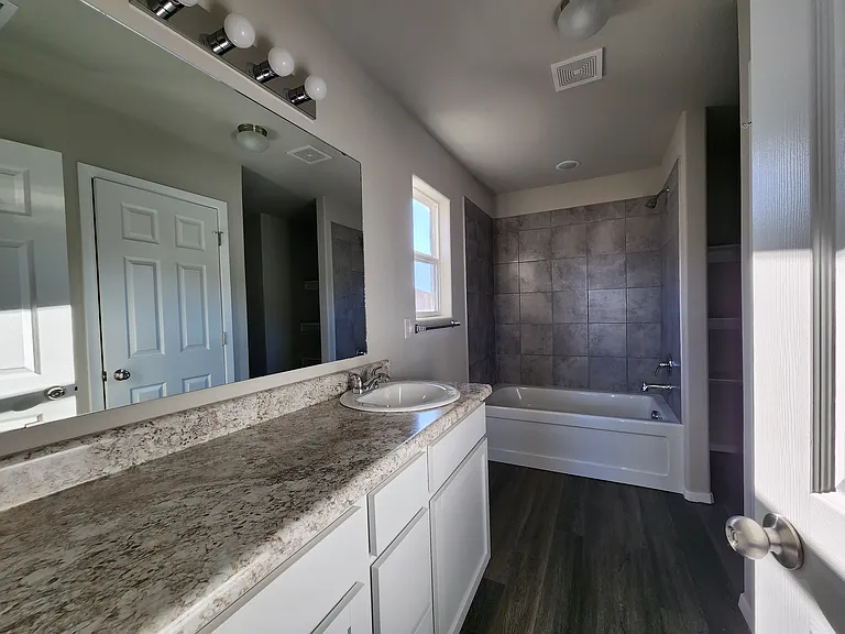 1730 King Rd — Photo 10