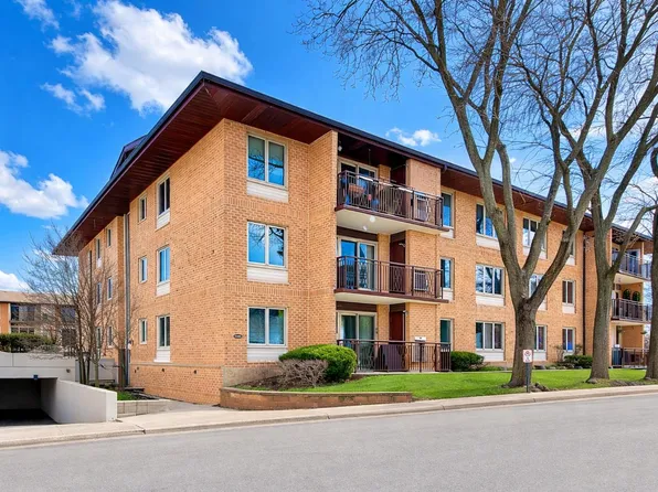 2460 W Talcott Rd APT 219, Park Ridge, IL 60068