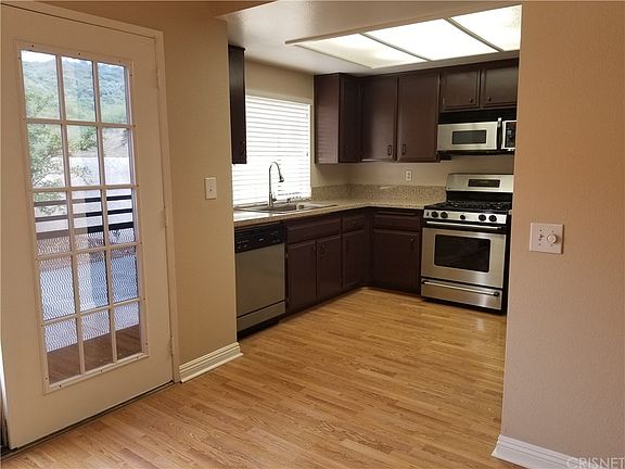 3rd image of 20083 Avenue Of The Oaks #19