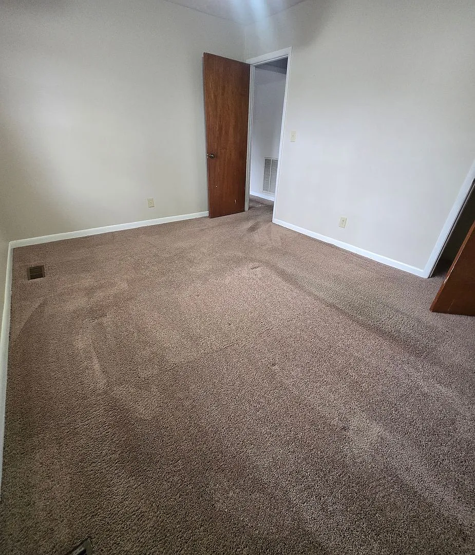 Parris Street Apartments — Photo 2