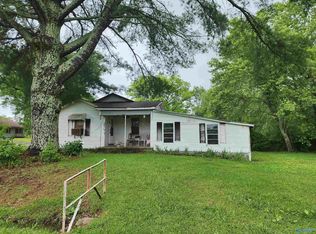 810 Summerville Rd, Boaz, AL 35957