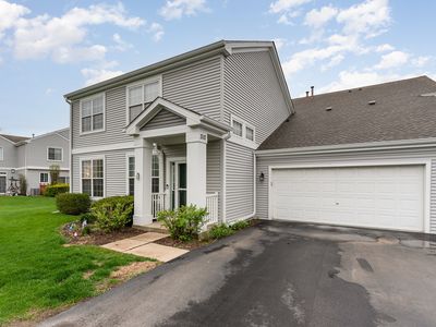 310 Cascade Ln #310, Oswego, IL, 60543