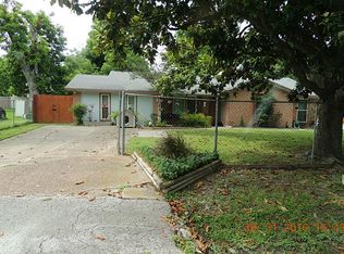 2409 Pine Tree Dr, Houston, TX 77093