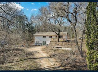 E11874 Trap Shoot Rd, Baraboo, WI 53913