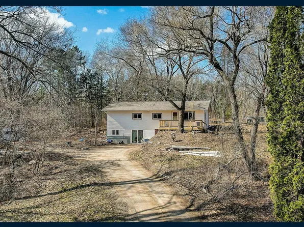 E11874 Trap Shoot Road, Baraboo, WI 53913
