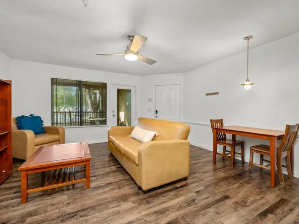 2505 Livingston Ave, Lutz, FL