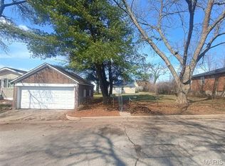 8539 Robin Ave, Saint Louis, MO 63147