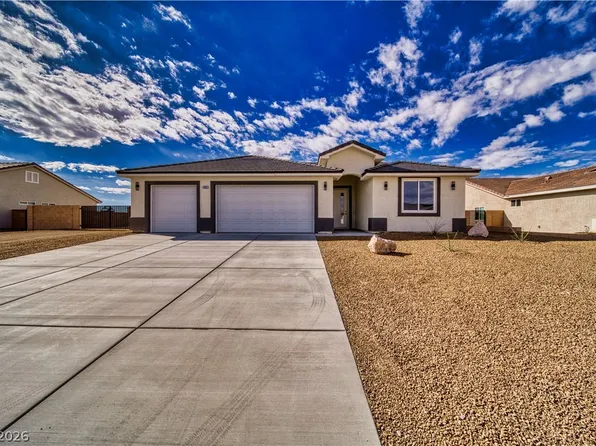 4601 E Honey Locust Dr, Pahrump, NV 89061