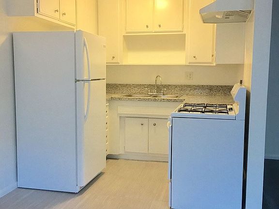2nd image of 11260 Westminster Ave APT 7