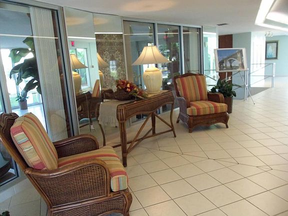 2nd image of 1224 S Peninsula Dr APT 316