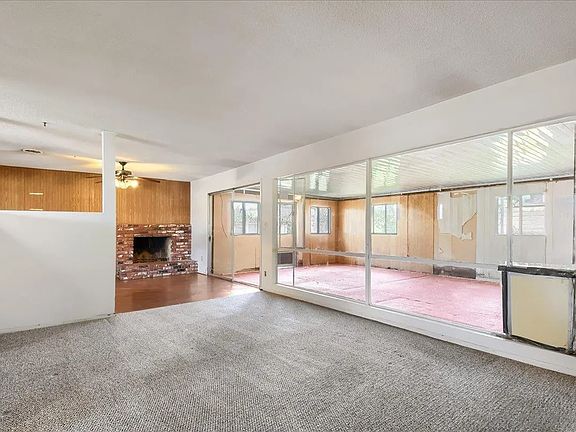 5th image of 1809 W Harriet Ln