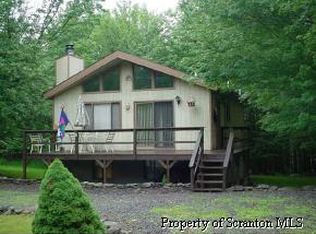 1953 Grandview Dr, Lake Ariel, PA 18436